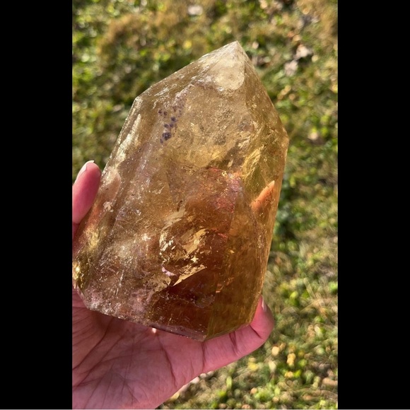 Brazilian Honey-tone Citrine Tower - Picture 5 of 8